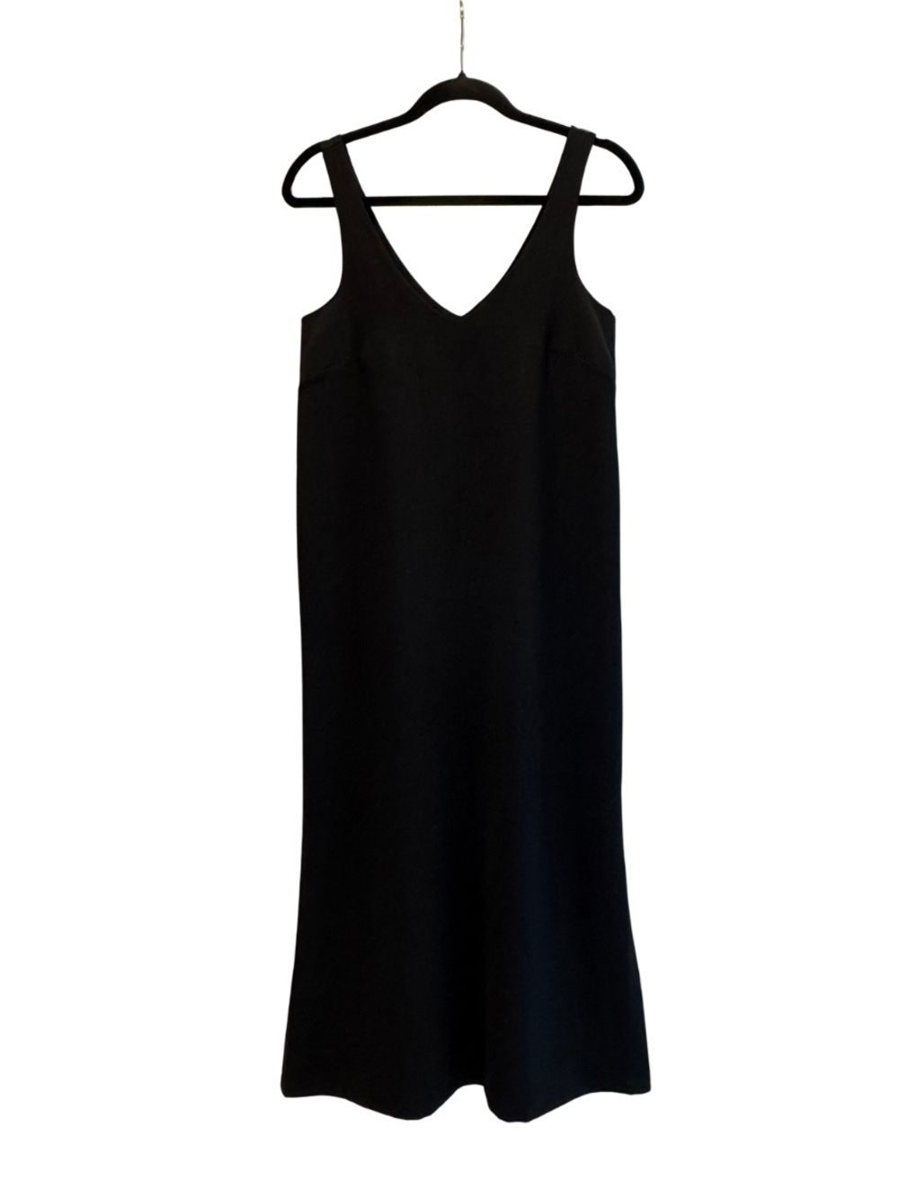 Lululemon V-Neck Midi Dress | Black | Size M | Like New | Athletic Casual - Picture 4 of 6